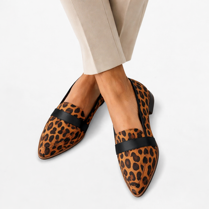 Sophie – Pointed Suede-Look Loafers