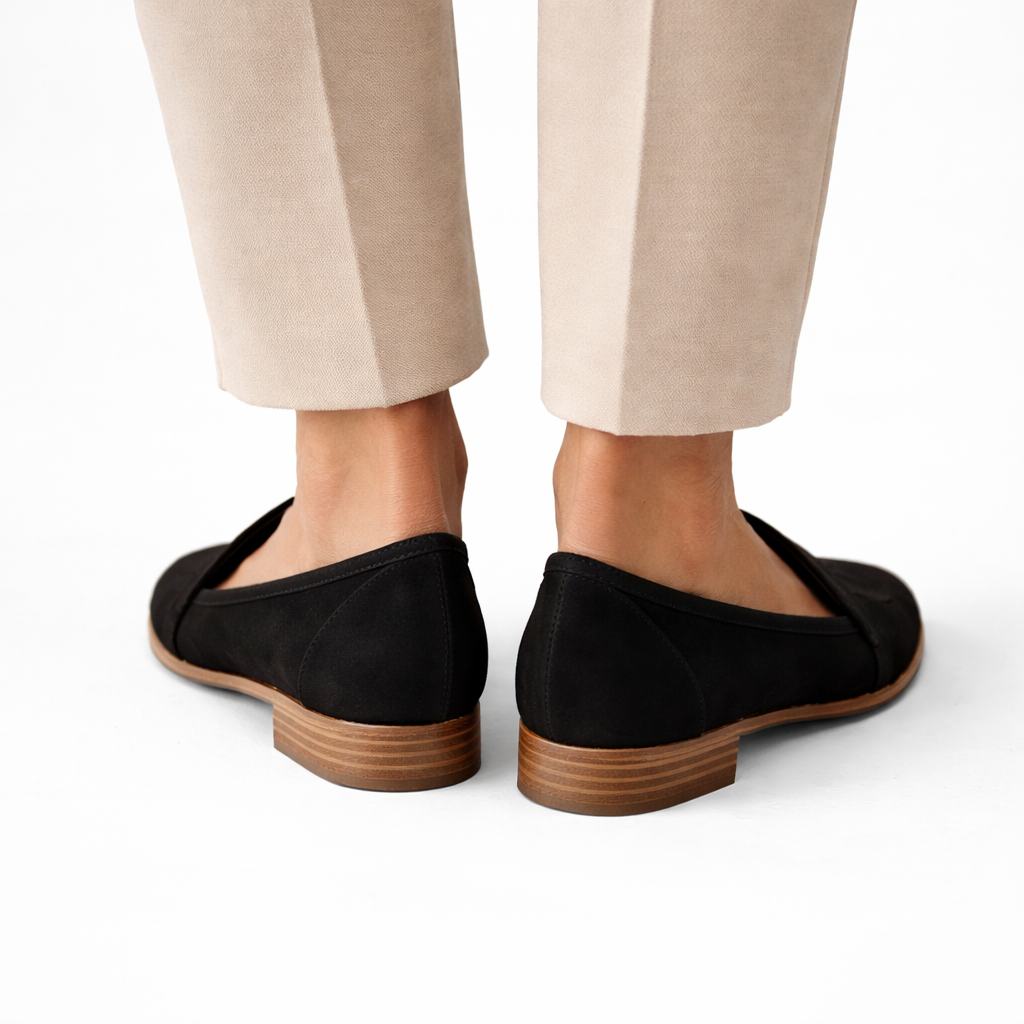Sophie – Pointed Suede-Look Loafers